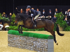 Jacob Pope Wins <a href="http://www.chronofhorse.com/article/jacob-pope-can-t-quite-believe-he-won-aspca-maclay-finals"> ASPCA Maclay Finals</a>